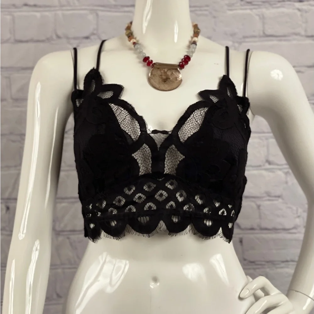 Brand New Plus Crochet Lace Bralette With Bra Pads Various - Picture 11 of 16